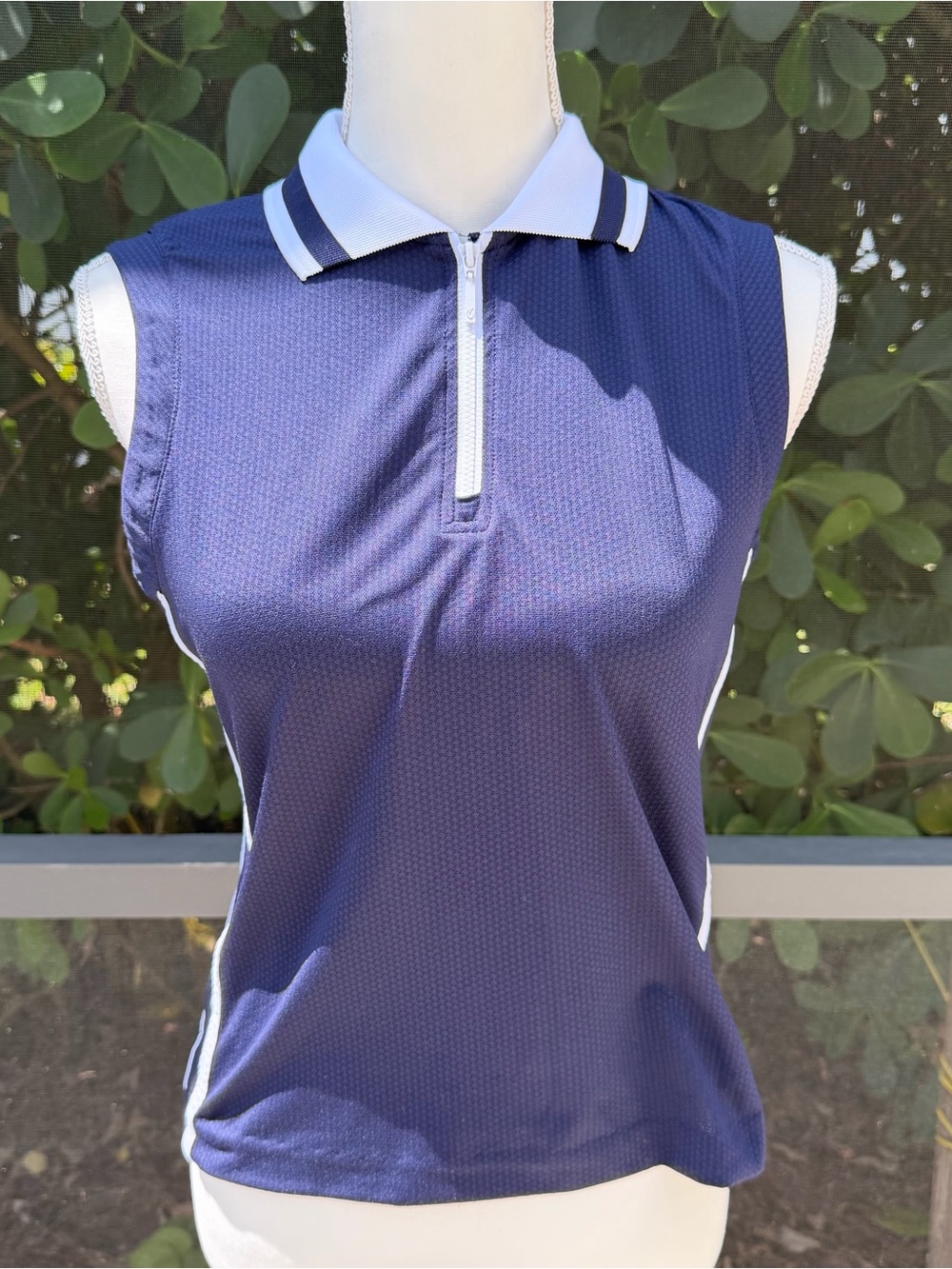 GGblue Luxe Sport Women's Navy/White Sleeveless Golf/Pickleball/Tennis  Polo